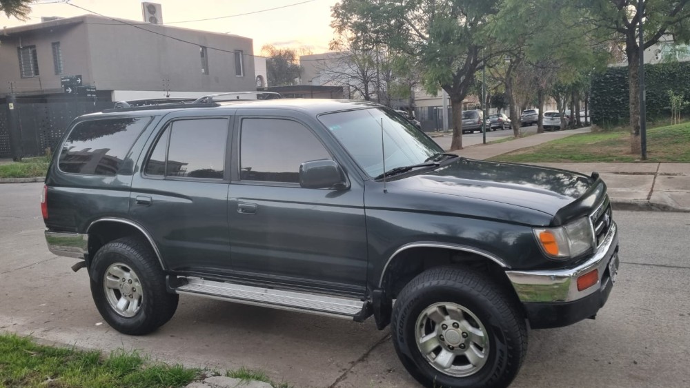 Toyota Sw4  4x4 3.0 Turbo  — foto 8